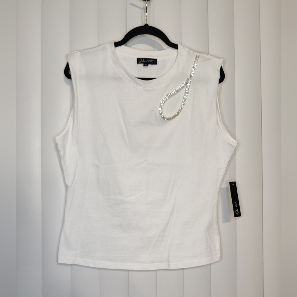 NWT On 12th White Shirt Women's XL
